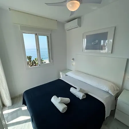 Apartamento En Primera Linea De Playa Torrox Exterior photo