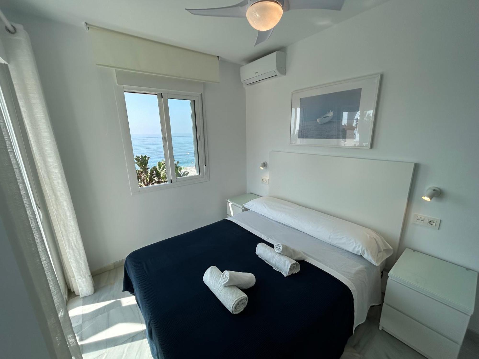 En Primera Linea De Playa Appartement Torrox